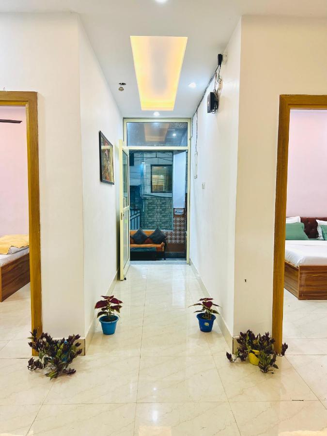 Shanti Hostel And Garden Cafe Rishīkesh Extérieur photo